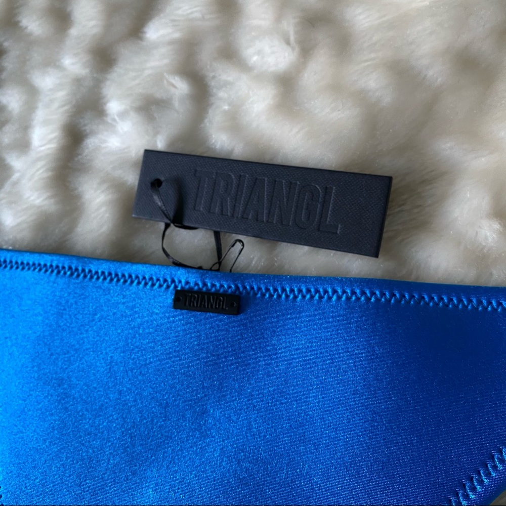 NWT triangl cheeky bikini bottoms- size medium - Picture 3 of 5